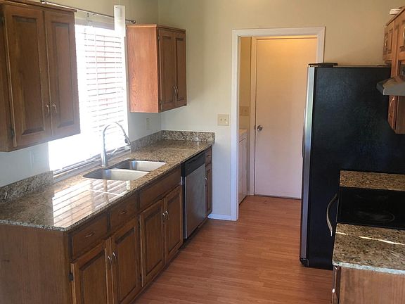 2nd image of 3411 W Buckeye St
