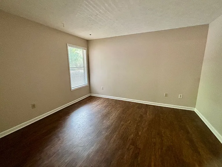 3841 Woodridge Way — Photo 16