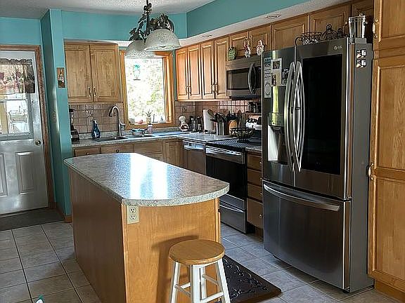 New stainless appliances