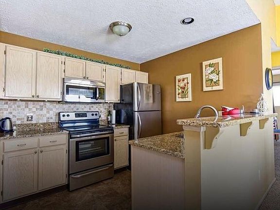 4th image of 1414 Buckingham Gate Blvd Unit H