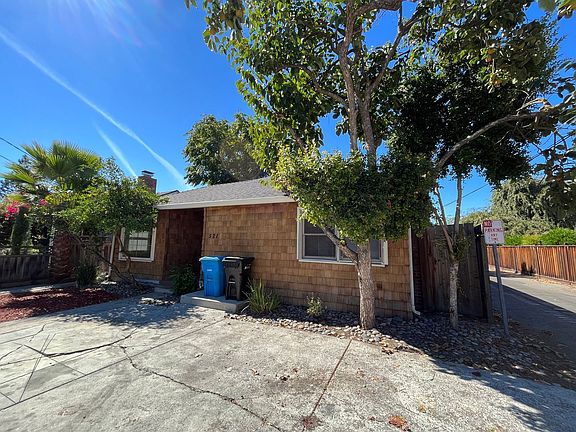 3rd image of 521 Hilmar St