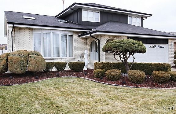 2nd image of 10704 S Georgia Ln