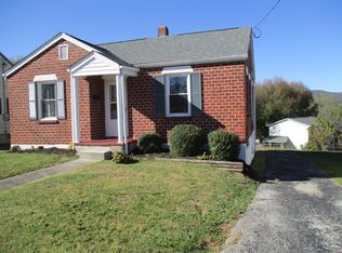 329 W Coyner Ave, Marion, VA 24354