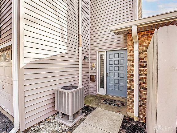 2nd image of 2868 Foxwood Ct