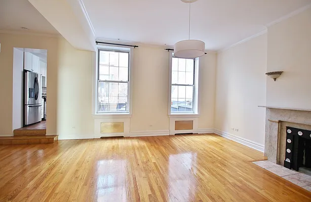 Rented by Julianna Realty Corp | media 25