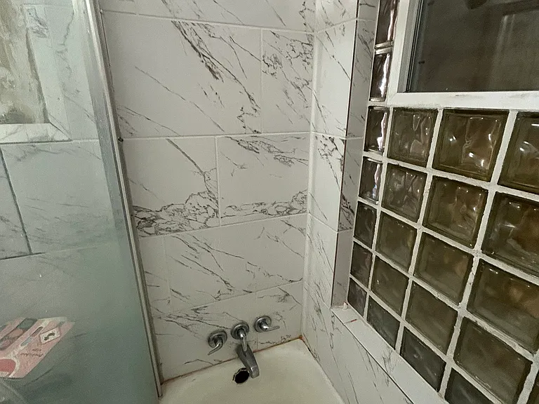 4865 Woodstock Ave — Photo 5