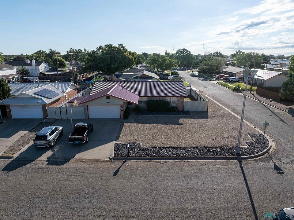 1st image of 417 Merrill Dr