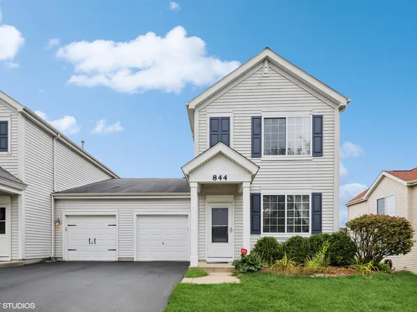 844 Daniel Dr, Minooka, IL 60447