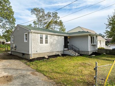 123 Norwood St, Fall River, MA, 02723