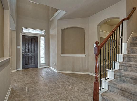4th image of 12860 Outlook Ave
