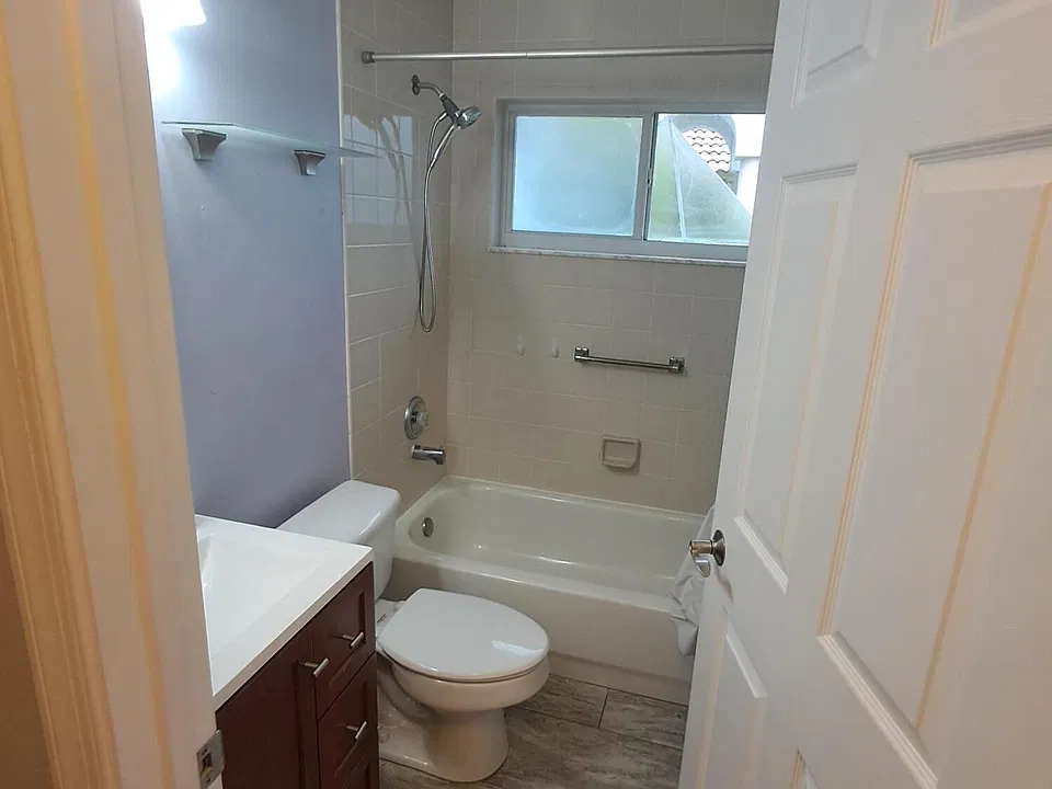 1569 Carriage Brooke Dr