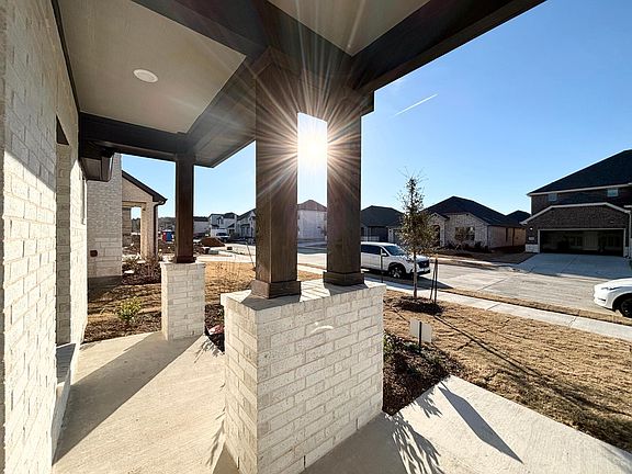 5th image of 1201 Corkwood Dr