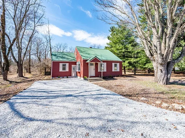 4095 Homeland Ave NE, Louisville, OH 44641