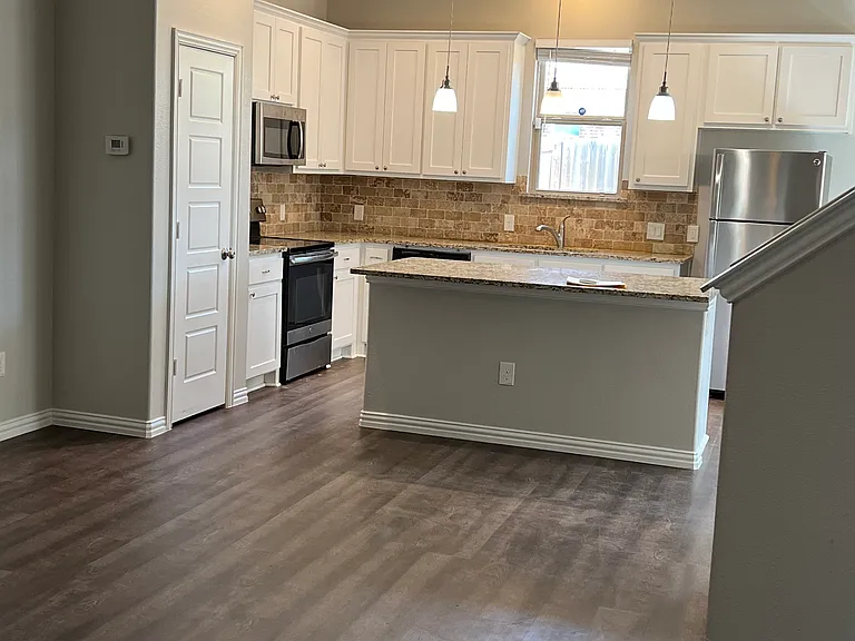 4904 Villas Dr #4904 — Photo 5