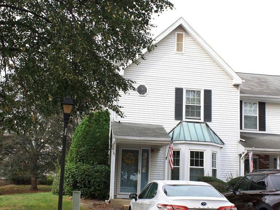 1st image of 61 Greenridge Cir