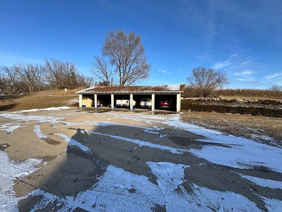2nd image of 800 Badger Creek Dr #2A