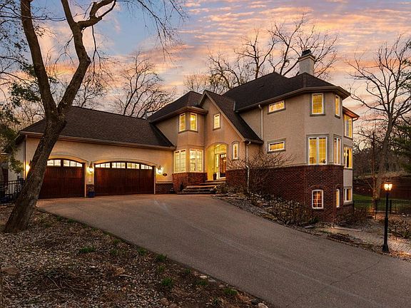 2nd image of 4251 Manor Court Rd