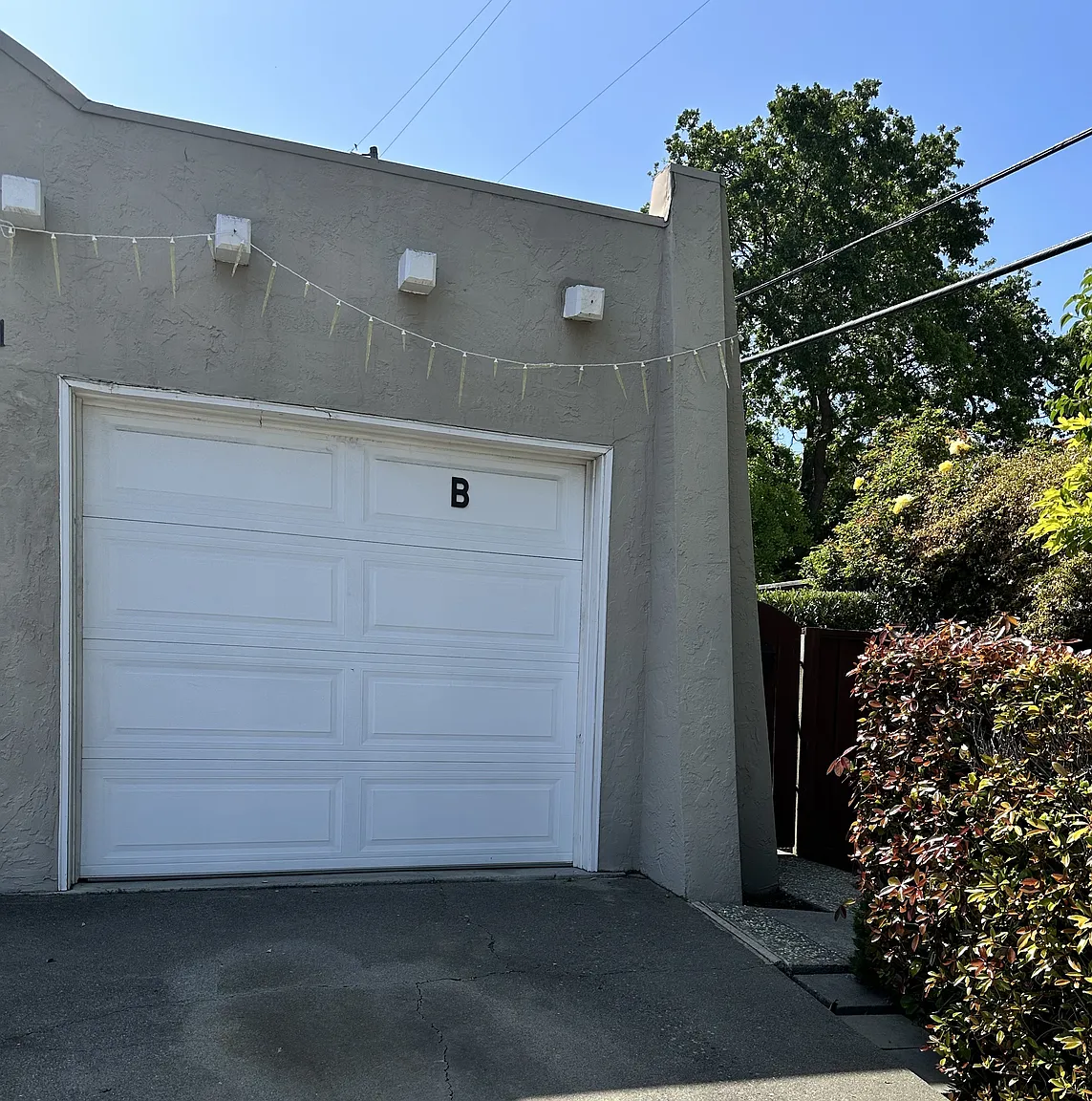 10272 Lockwood Dr Unit B photo 1