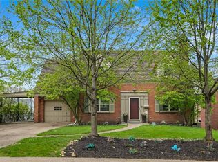 1152 Pinewood Dr, Pittsburgh, PA 15243