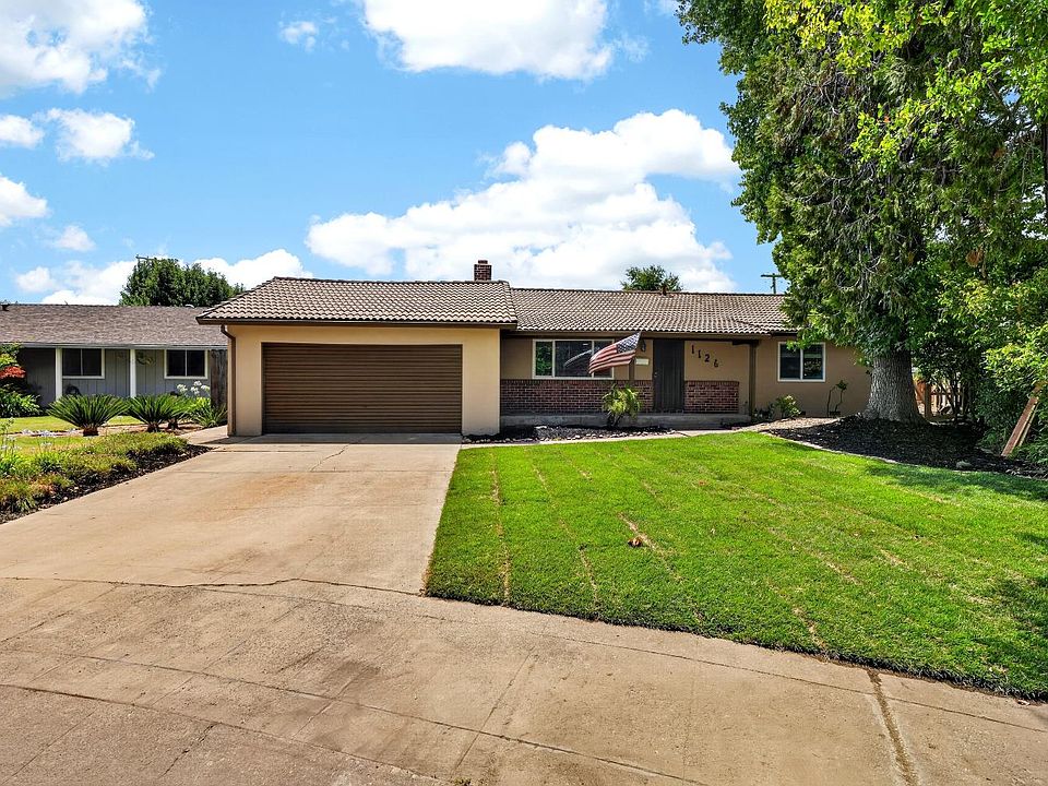 1st image of 1126 Lake Home Dr