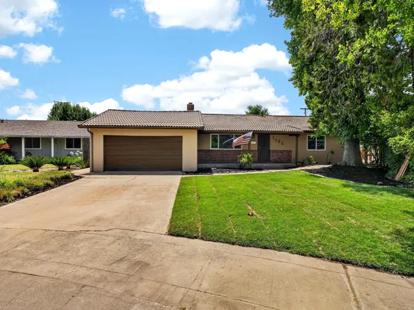 1126 Lake Home Dr, Lodi, CA 95242