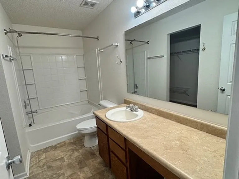 1723 Elijah Blue Dr — Photo 17