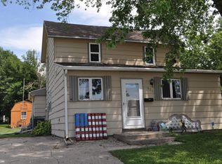 926 Boylan Ave, Carroll, IA 51401