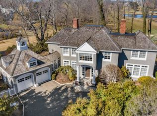 21 Tomac Ave, Old Greenwich, CT 06870