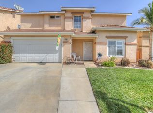 8764 Daffodil Dr, Corona, CA 92883
