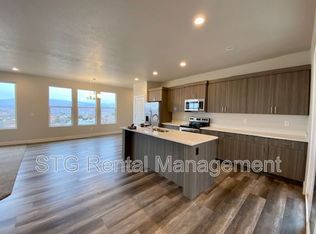 438 Stone Mountain Dr #53-A, Saint George, UT 84770