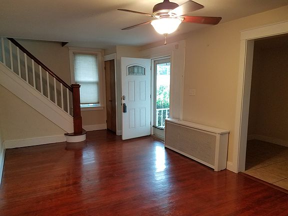 4th image of 1605 Harrison Ave
