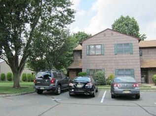 90 Pheasant Run #90, Edison, NJ 08820