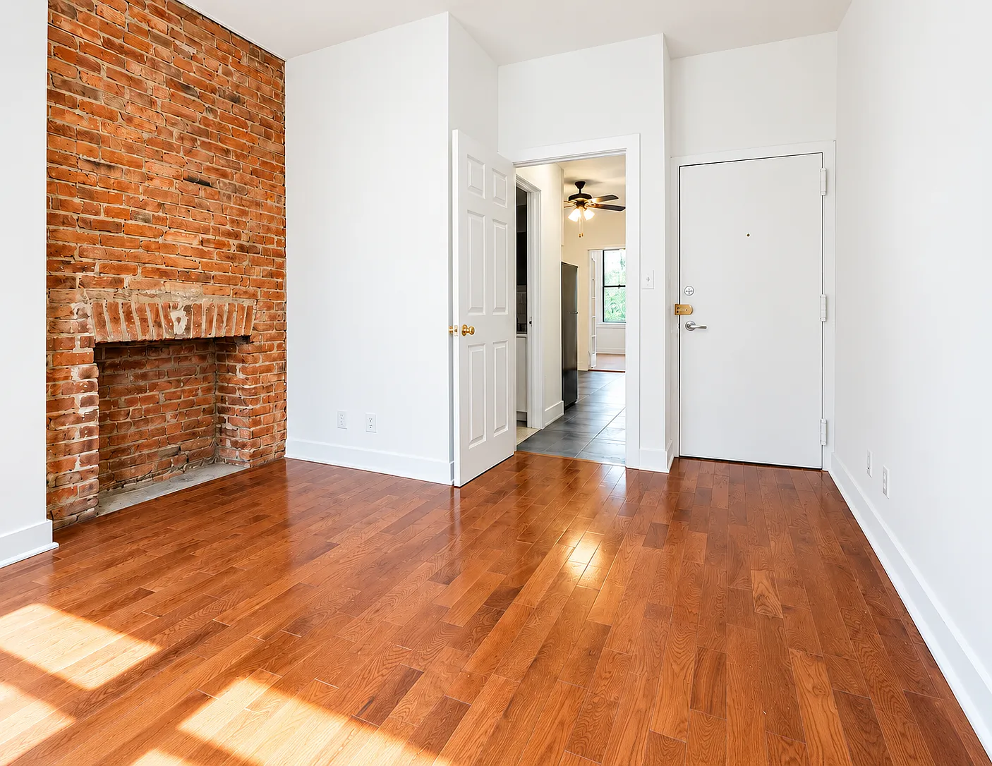 294 Harman Street — Photo 2