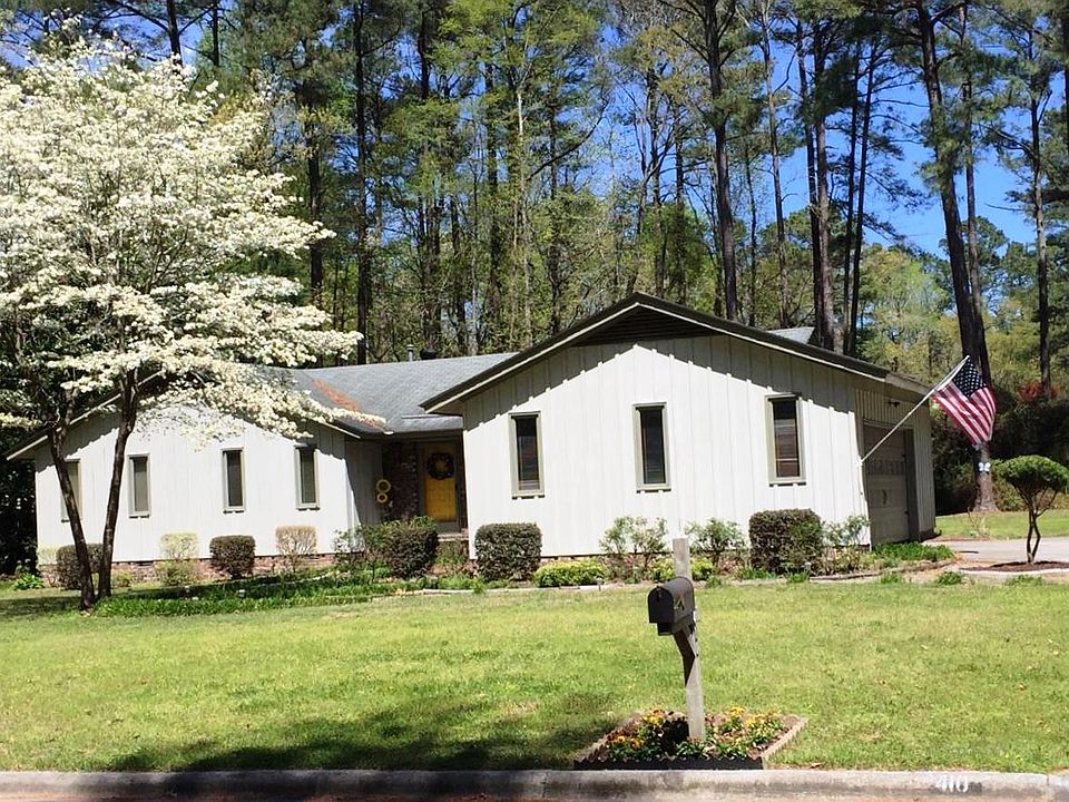 1st image of 410 Lancelot Dr