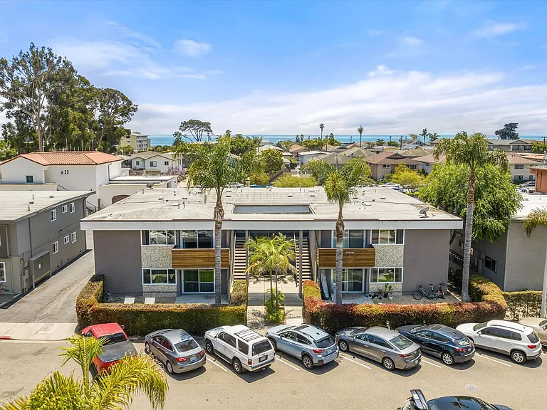 Renovated Apartments in Isla Vista — Photo 25