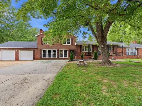 14530 Rockahock Rd, Lanexa, VA 23089