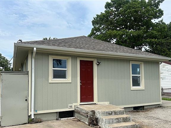 4th image of 3911 Georgia Ave