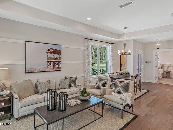 4th image of 623 CHERRY ELM Drive