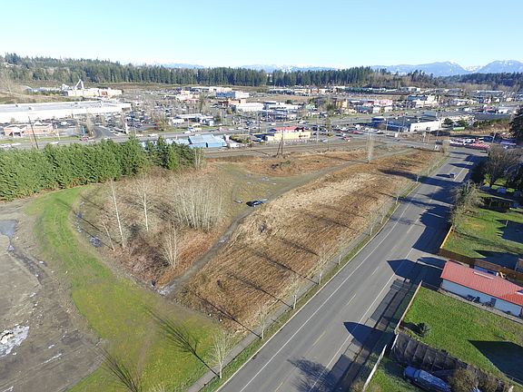 4th image of 185XX Blueberry Ln