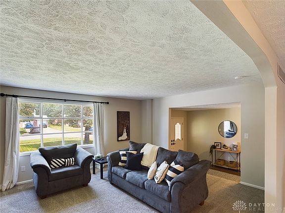 4th image of 2900 Lopane Ave