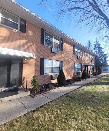 3rd image of 9830 Grand Ave #2
