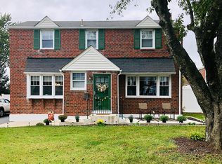 815 Cedar Ln, Norristown, PA 19401