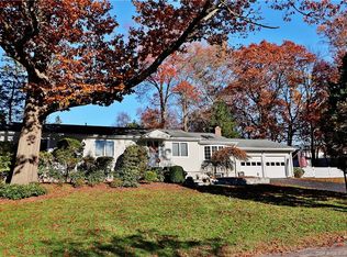 30 Wheeler Park Pl, Fairfield, CT 06825