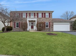 816 S River Rd, Naperville, IL 60540