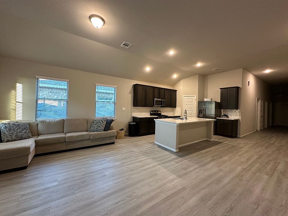 1st image of 4539 Bay Vista Dr