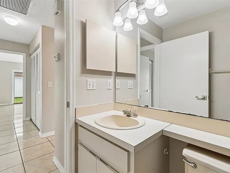 10105 Sea Spray Pl — Photo 29