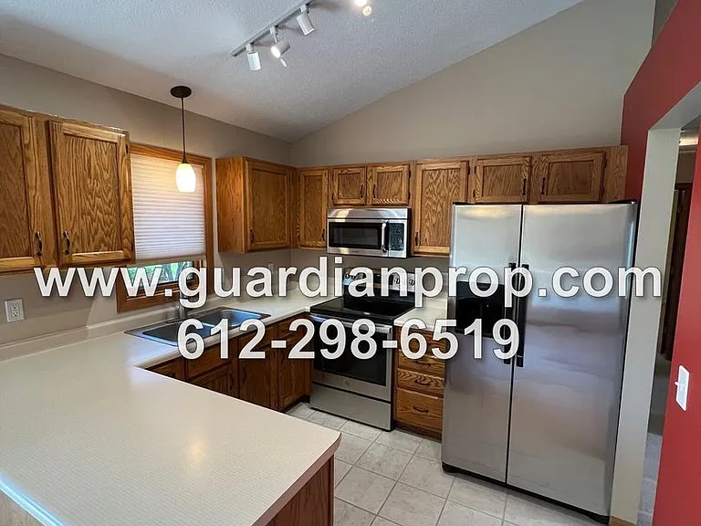 2820 Blue Ridge Dr — Photo 6