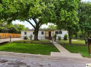 422 E Robin Ln, Harker Heights, TX 76548