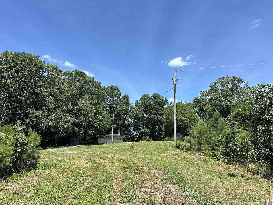 1st image of 669 Cedar Point Rd