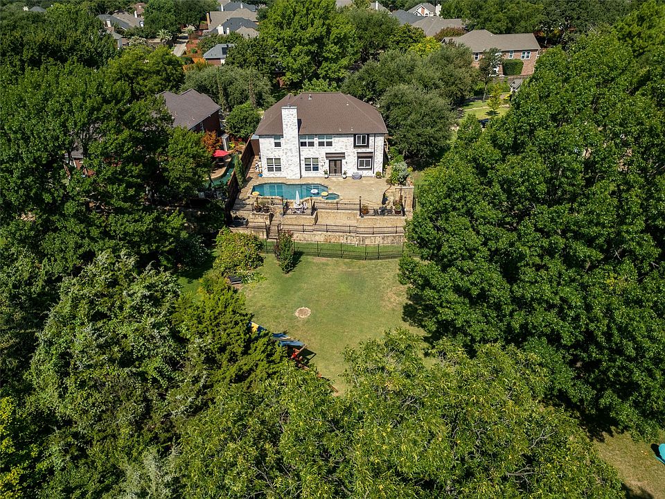 1st image of 583 Oakbend Dr